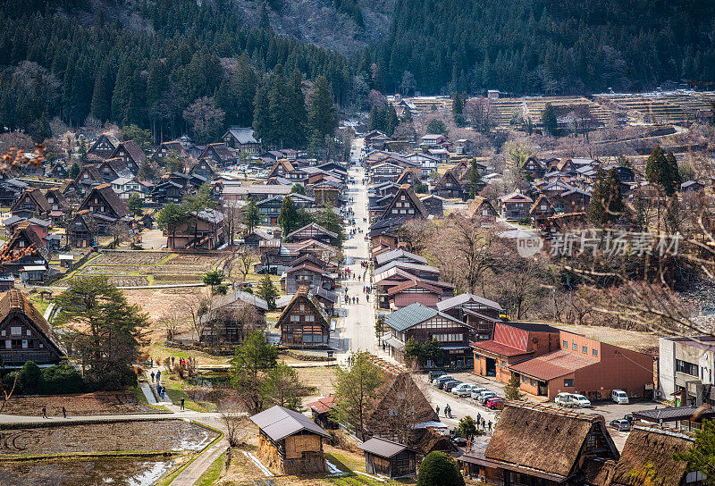 日本岐阜县白川乡