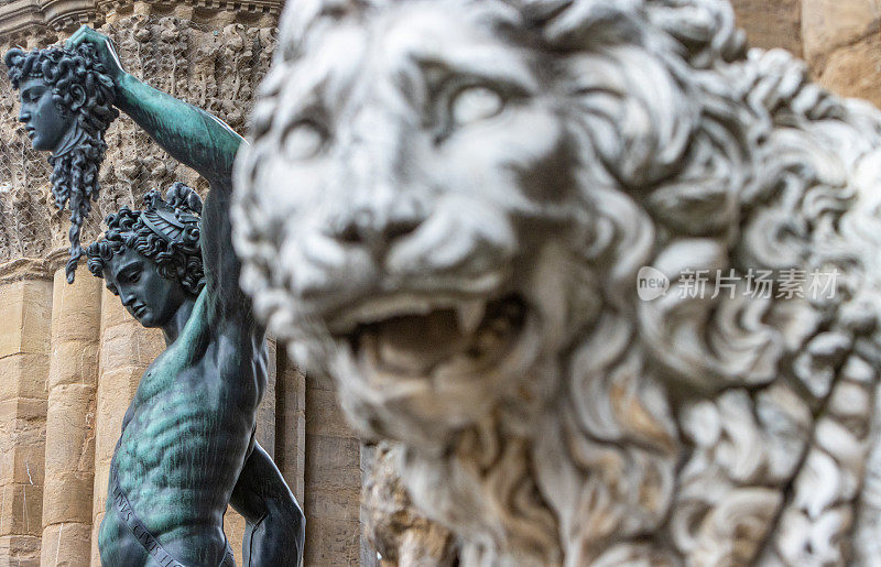 帕尔修斯与美杜莎的头本韦努托·切利尼和美第奇狮子在意大利托斯卡纳佛罗伦萨的蓝兹长廊