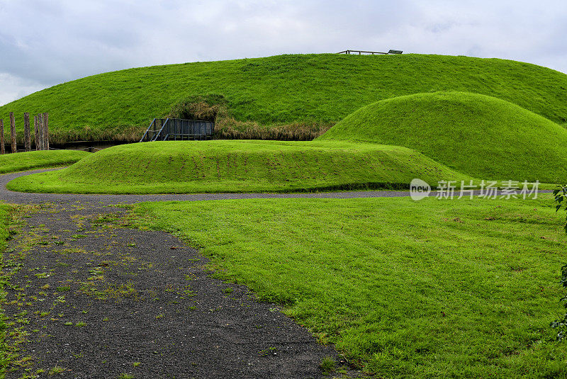 了解新石器时代的通道墓——主丘和小丘(公元前5000年至公元前3000年)，爱尔兰