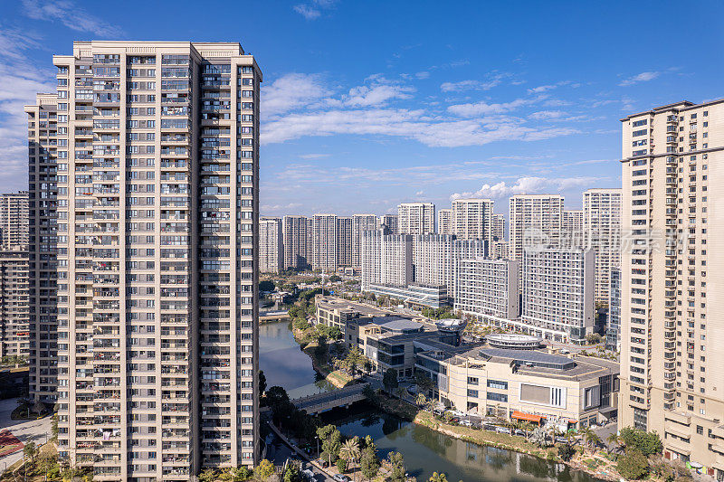 城市别墅和高层住宅鸟瞰图