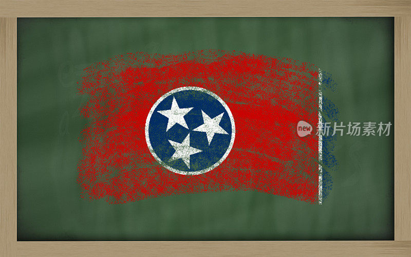 绿色黑板上的田纳西旗