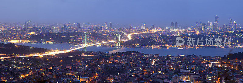美丽的伊斯坦布尔夜景