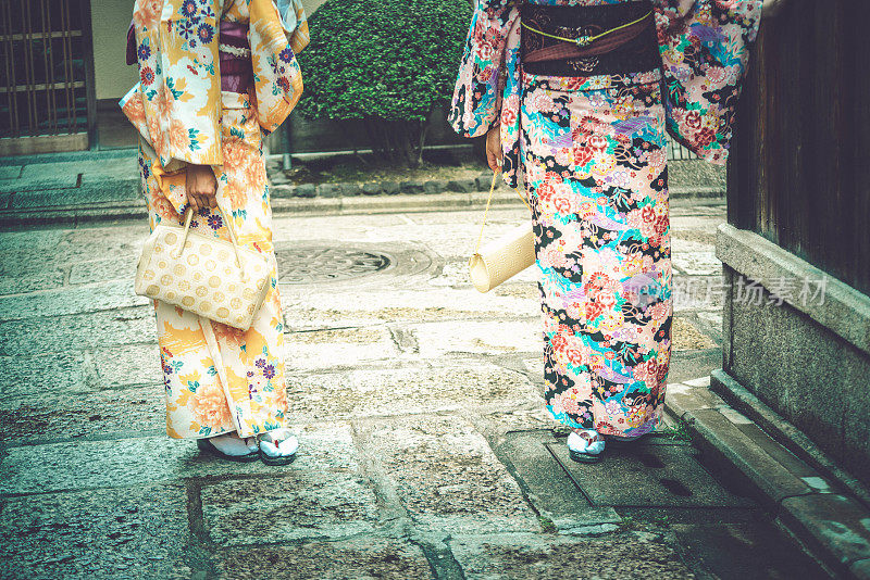 穿着和服的日本妇女，京都，日本