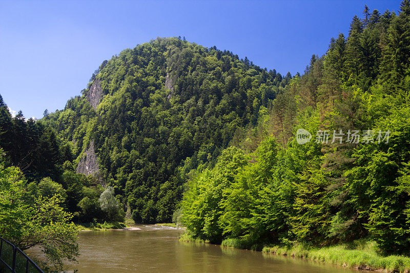 山区河流