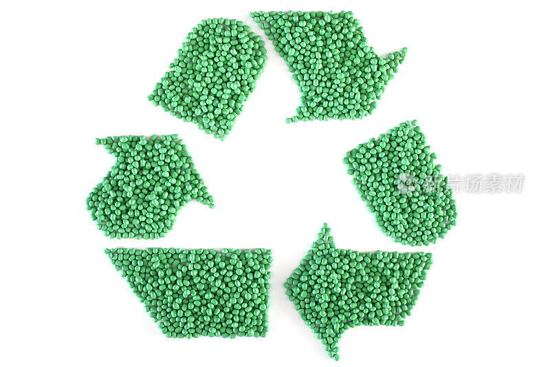 回收标志由绿色塑料树脂颗粒组成