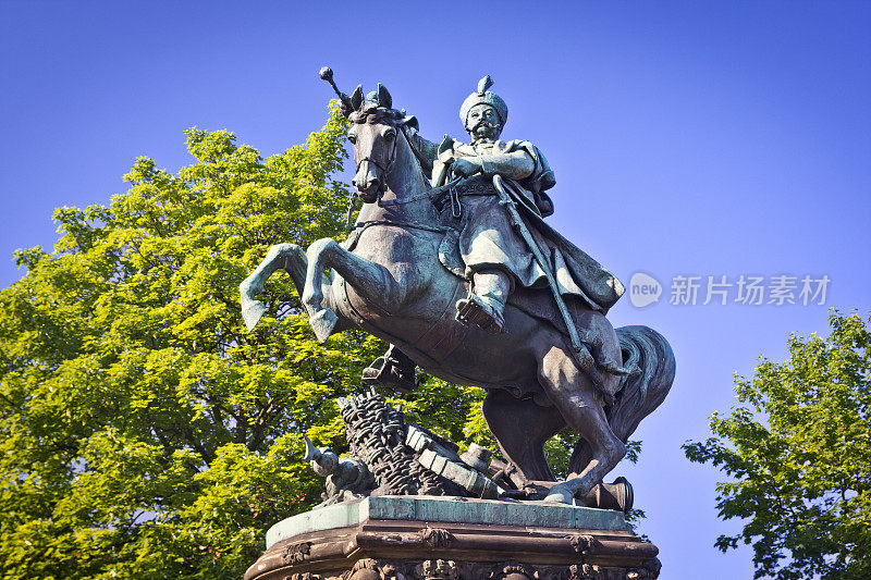波兰格但斯克国王简三世索比斯基的雕像