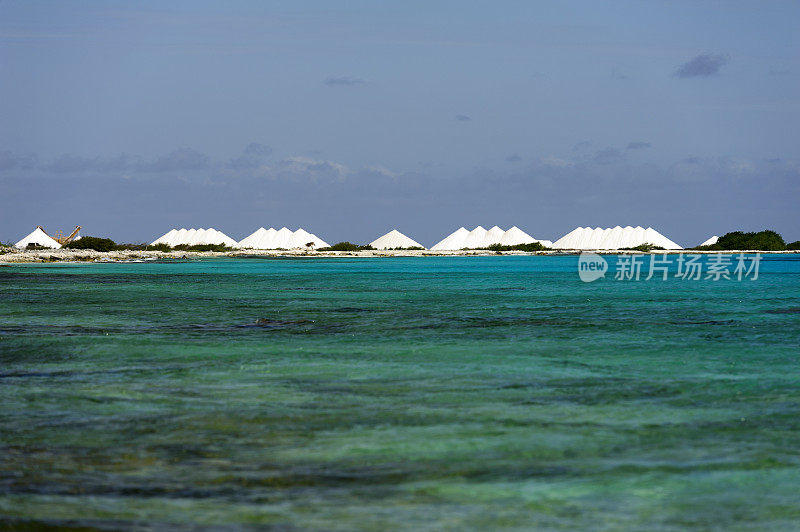 博内尔岛的盐湖平原