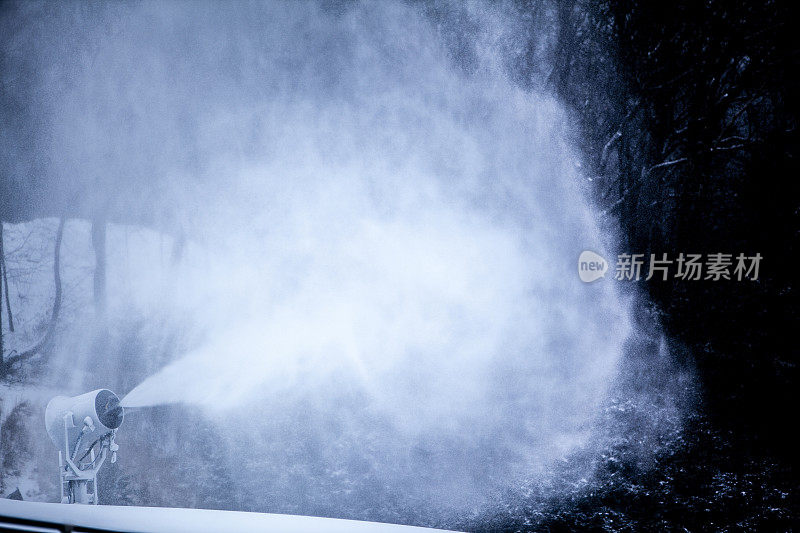 天空度假村造雪