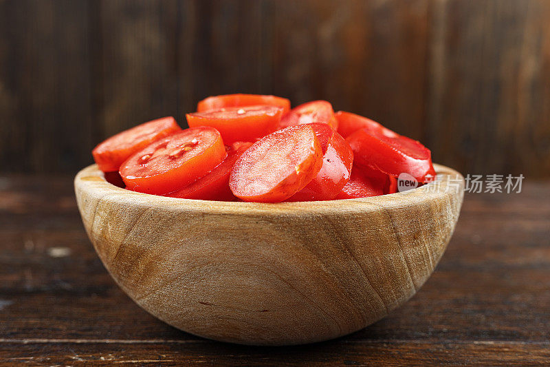 新鲜有机红番茄
