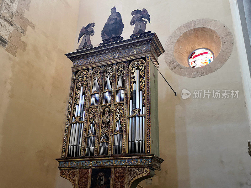 西西里岛Cefalù大教堂的风琴