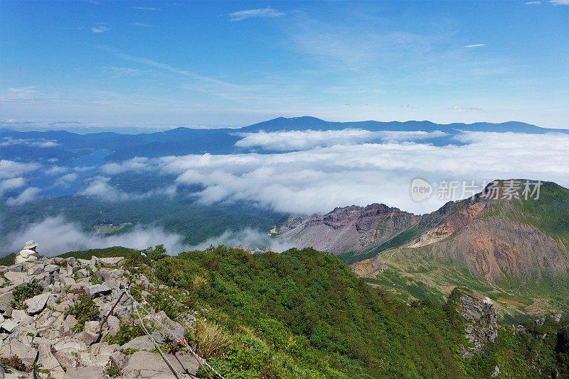 万代朝日国家公园，日本100座名山