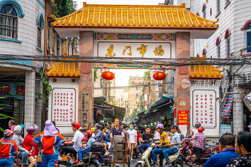 入口大门东门市场与许多人在海口七楼老城中国海南