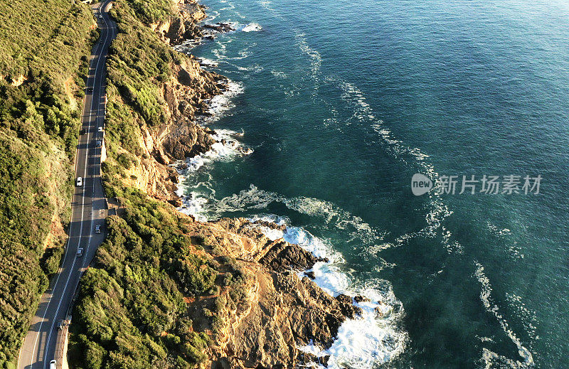 海岸公路鸟瞰图。