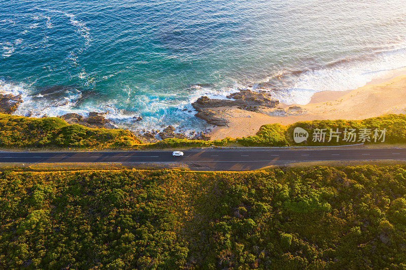 布纳荣海岸大道架空车道