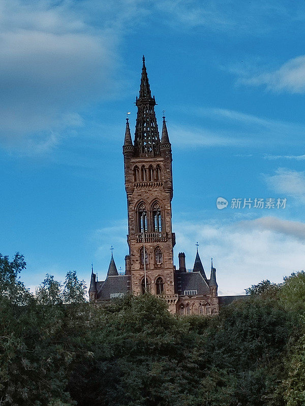 历史悠久的格拉斯哥大学塔在苏格兰英格兰英国