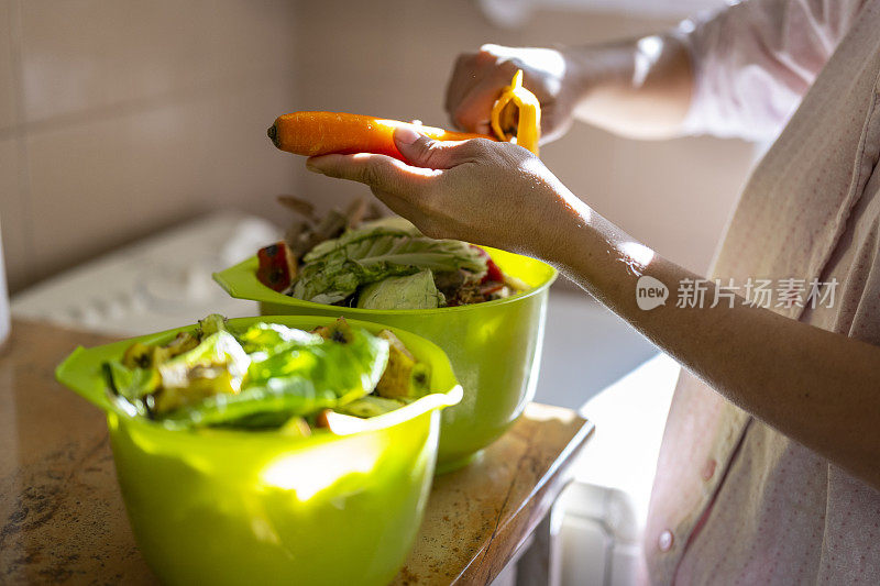 用自家种的蔬菜做腌菜时要用堆肥。