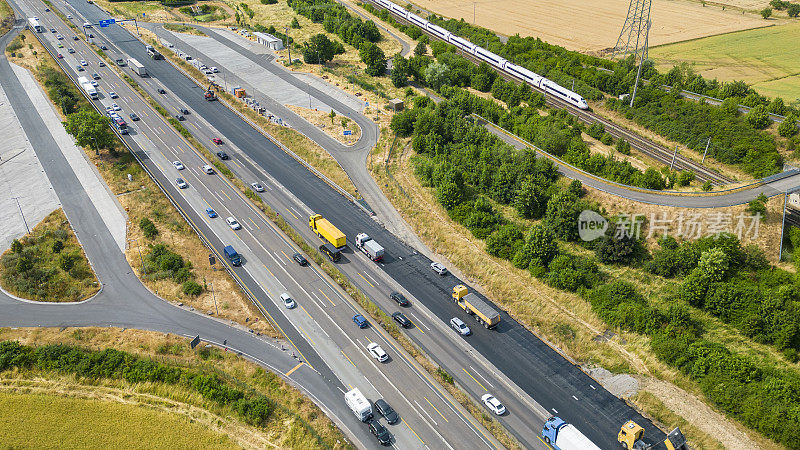 道路建设。鸟瞰图