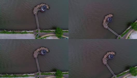 无人机正上方拍摄哈德逊河断头谷灯塔的视频，塔潘Zee桥前高清在线视频素材下载