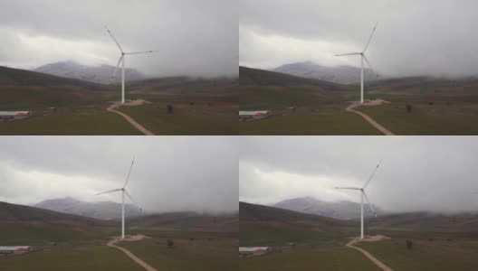 风力发电厂中的风力涡轮机高清在线视频素材下载