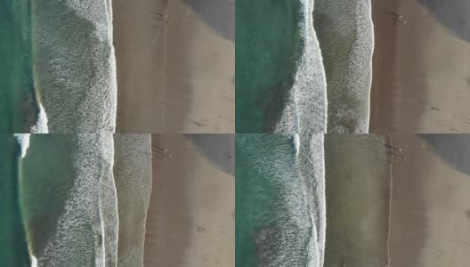 海浪冲击着沙滩高清在线视频素材下载
