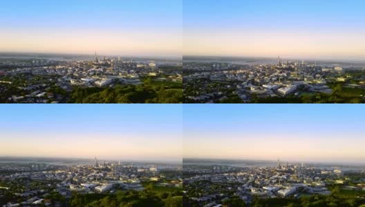 日落时分奥克兰市区天际线的航拍图高清在线视频素材下载