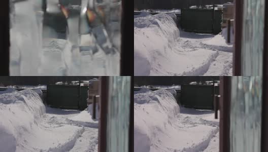 一扇窗户开着美丽的雪花图案高清在线视频素材下载