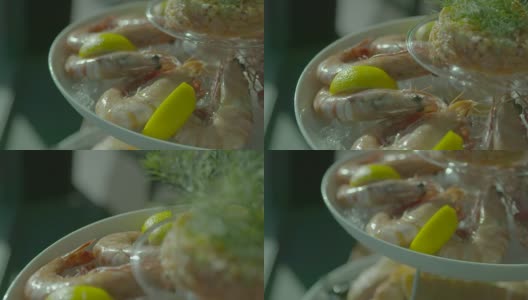 海鲜拼盘，龙虾和对虾高清在线视频素材下载