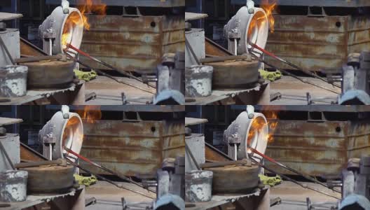 在工厂里烧金属零件是慢动作高清在线视频素材下载