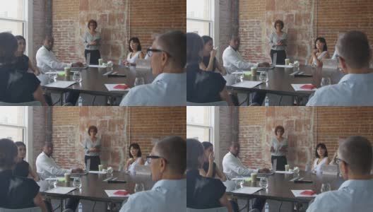 用R3D拍摄的一组商务人士在会议室开会高清在线视频素材下载