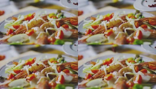 以虾和沙拉为主的膳食菜肴，适合健身和营养，清淡可口高清在线视频素材下载