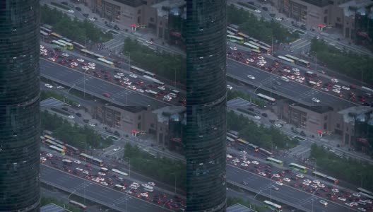 北京，中国- 2018年5月9日:北京街头交通，汽车和道路，Ariel拍摄高清在线视频素材下载