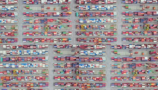 顶视图工业港与集装箱港，其中是航运进出口新加坡的一部分高清在线视频素材下载