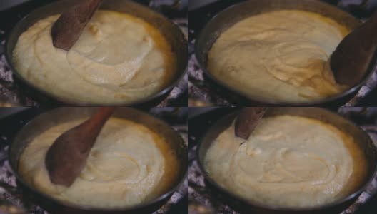 准备芝士火锅-传统的土耳其油炸芝士高清在线视频素材下载