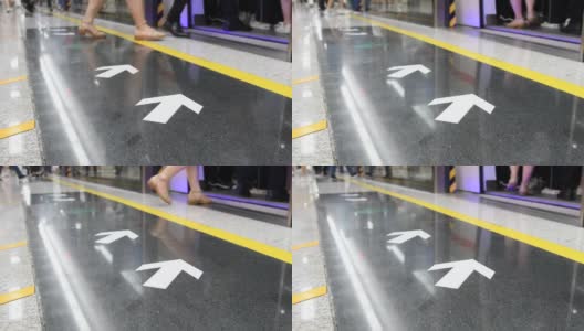 地铁站地板上的箭头符号高清在线视频素材下载