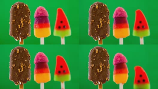 冰淇淋在绿色的背景下融化高清在线视频素材下载