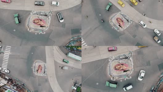 无人机鸟瞰图，从加尔各答拥挤的街道进入西孟加拉邦的Shyambajar市中心高清在线视频素材下载