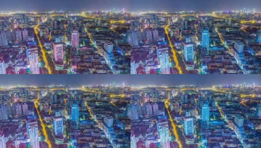时间推移:南京天际线从白天到晚上高峰时间的鸟瞰图，中国高清在线视频素材下载