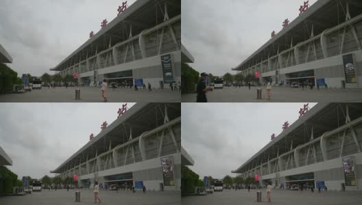 珠海市白天时间主要火车站前方慢镜头全景4k中国高清在线视频素材下载