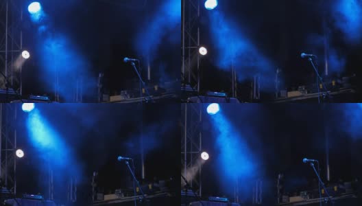 音乐会前有蓝色灯光的自由舞台高清在线视频素材下载
