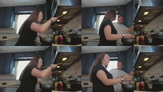 千禧年异性恋夫妇在厨房一起做饭做泰国炒饭4K视频系列高清在线视频素材下载