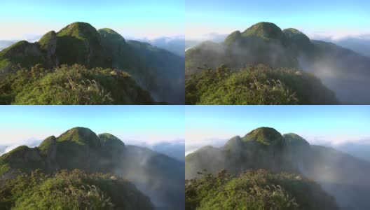 从欧亚村欧斯克拉的亚亚山(Monte Peñas de Aya或Aiako Harria)多云山顶的时间推移。巴斯克地区高清在线视频素材下载