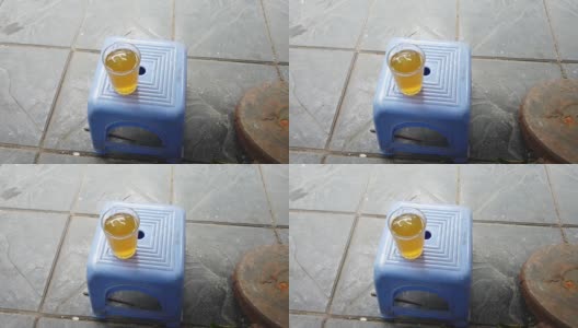 越南河内街头小贩的冰茶高清在线视频素材下载