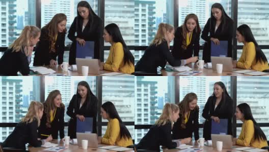 专业商业女性小组会议思考新项目规划。高清在线视频素材下载