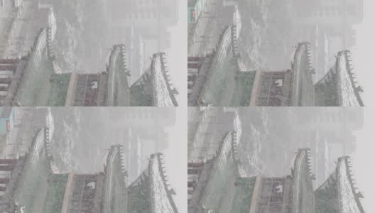 中国西安，雪中的古钟楼。高清在线视频素材下载