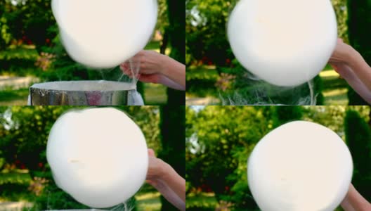 工人们在节日期间制作棉花糖高清在线视频素材下载