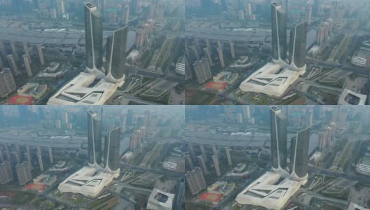日落时分南京著名的国际青年文化中心塔航拍全景4k中国高清在线视频素材下载