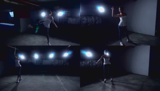 选美小姐热身芭蕾舞伸展高清在线视频素材下载