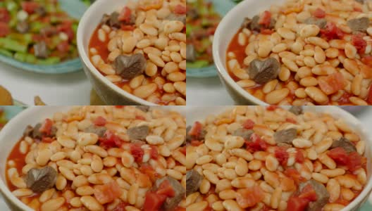 传统的地中海式煮豆。高清在线视频素材下载