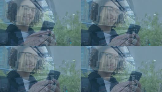 白人男子用智能手机对抗城市交通的数字构图高清在线视频素材下载