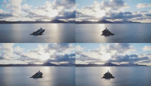 大海中灯塔的平移镜头高清在线视频素材下载